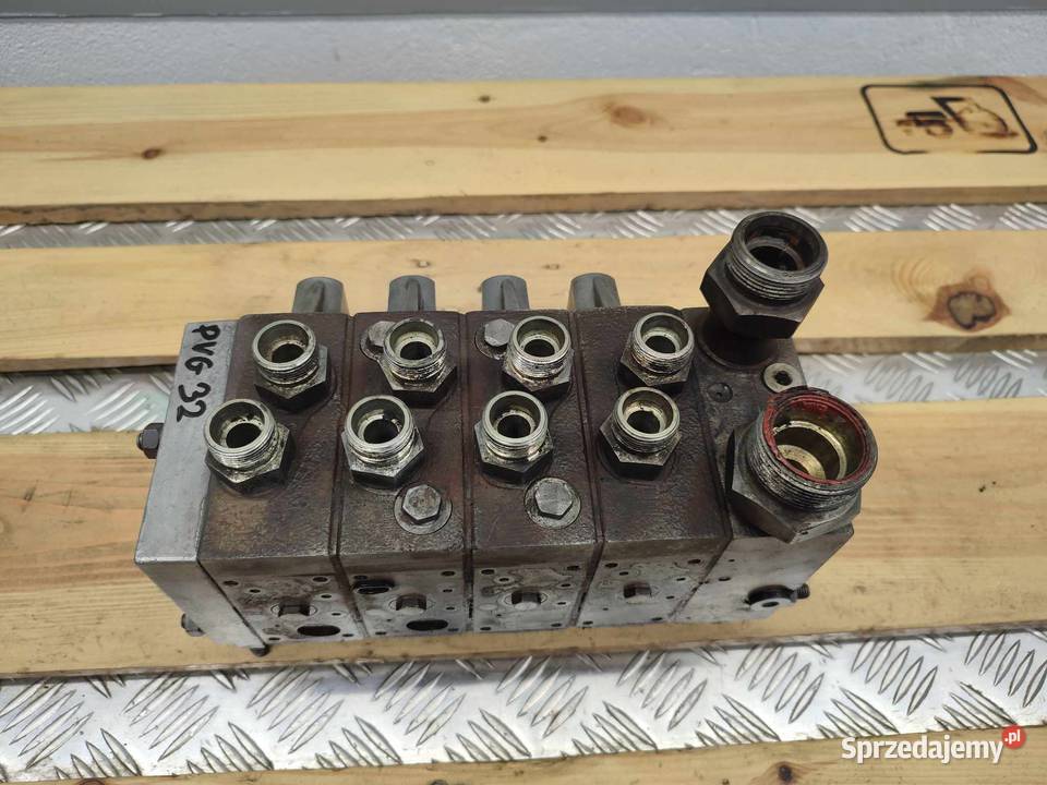 Rozdzielacz hydrauliczny PVG 32 Danfoss 157N7966 Pozostałe Wilkowo