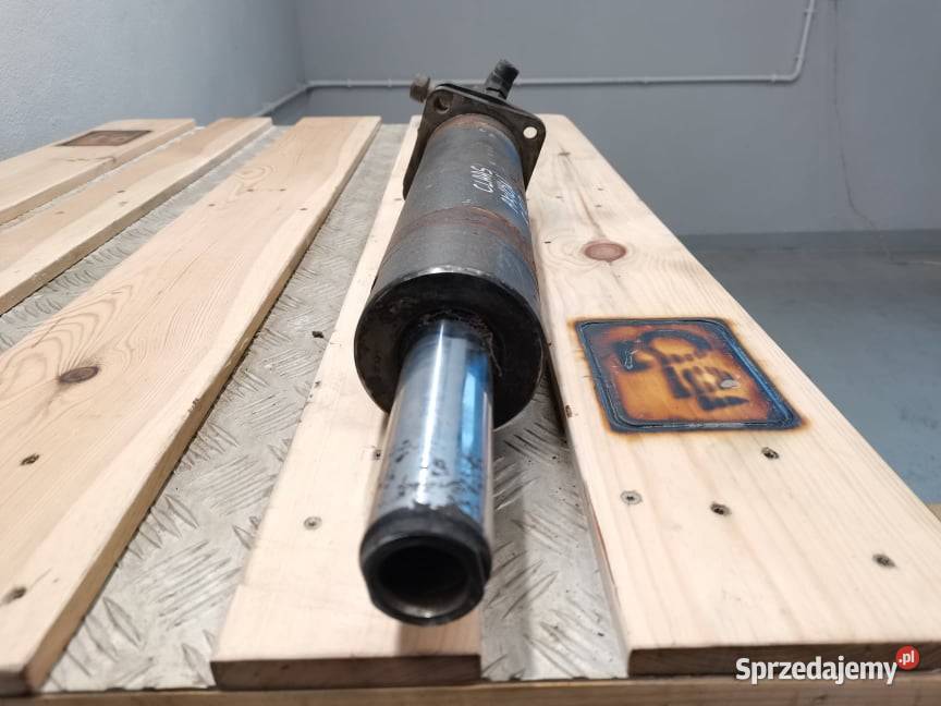 Claas Axion 830 Cylinder hydrauliczny skrętu wielkopolskie Wilkowo