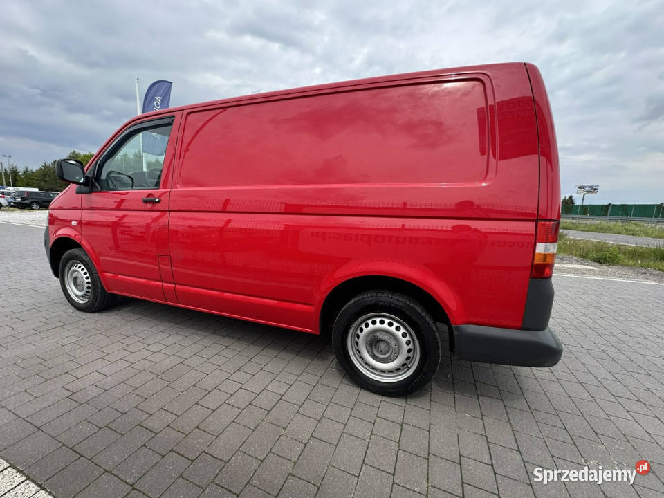Volkswagen Transporter czerwony Lipówki