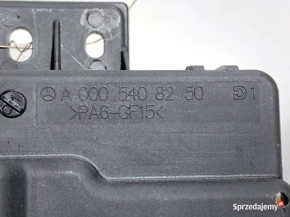 BEZPIECZNIK PIROTECHNICZNY MERCEDES CLS sprzedam