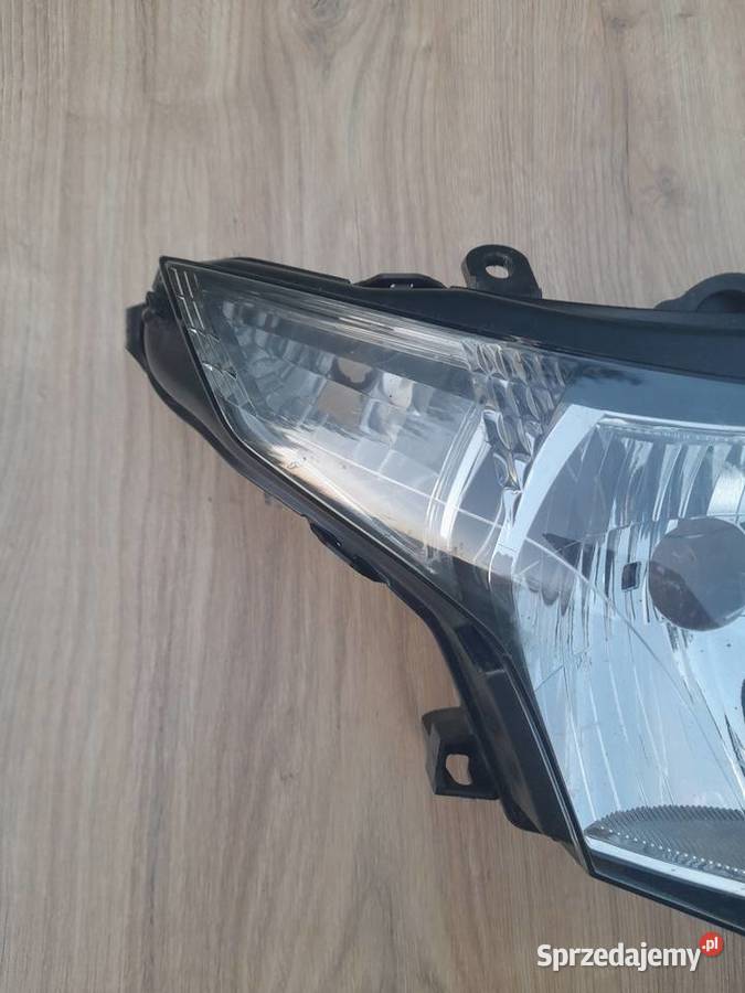 Reflektor lampa przód honda cbr 125 jc50 Częstoborowice