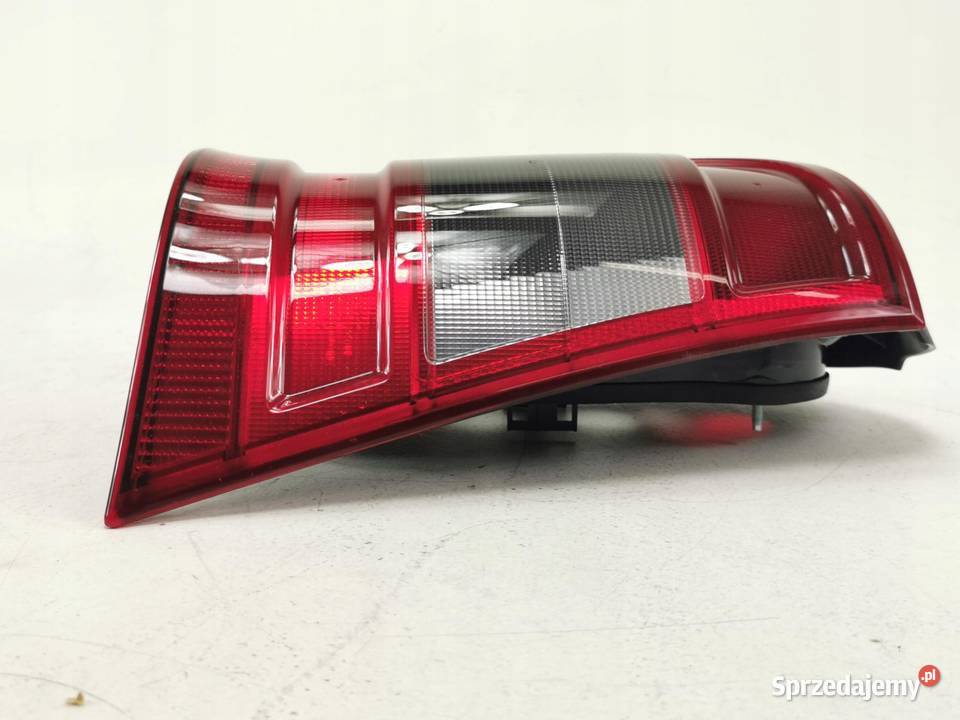 LAMPA PRAWY TYŁ MERCEDES KLASA A W168 2004 osobowe