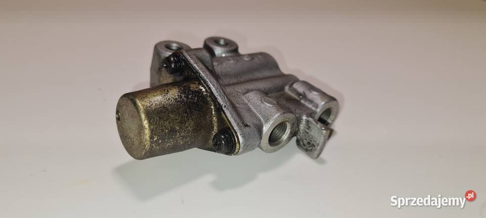 Honda Varadero 1000 ABS SD02 2006r rozdzielacz Pozostałe