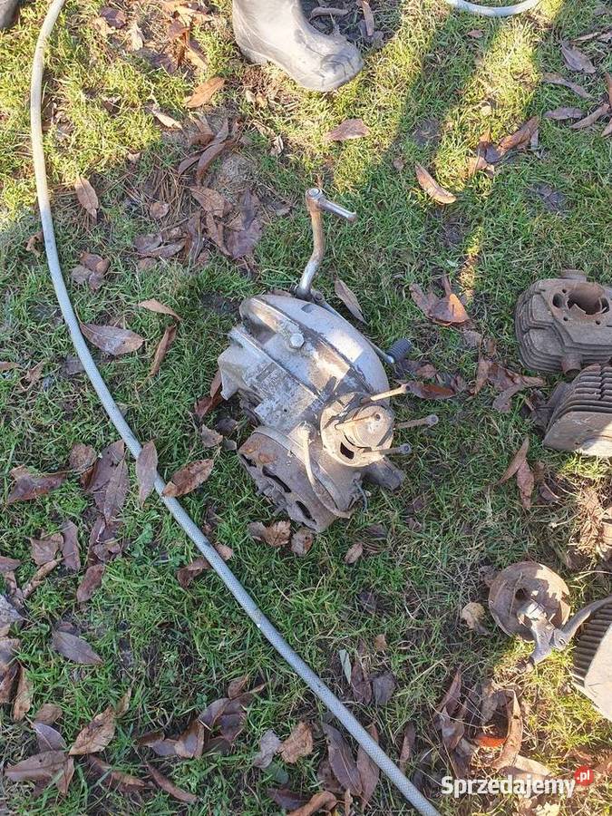 Sprzedam czesci do wsk125 śląskie Hutki