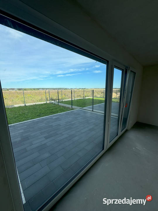 Dom w zabudowie bliźniaczej Super Rok budowy 2025