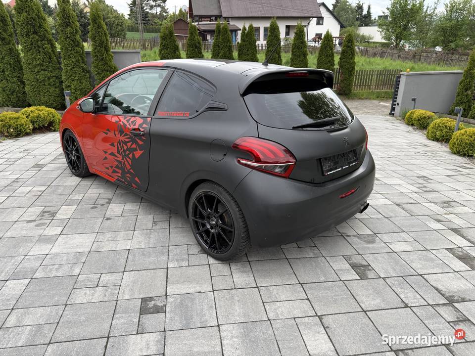 Super Stan Peugeot 208 benzyna radio Rzeszów