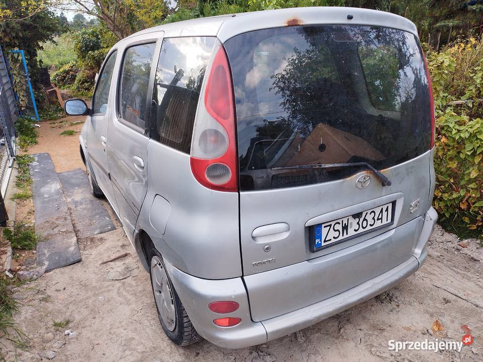 Toyota yaris verso Świnoujście