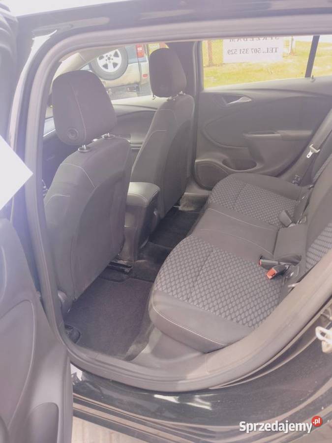 Sprzedam Opel Astra K Kombi z 2018 r 183000km Skarżysko-Kamienna