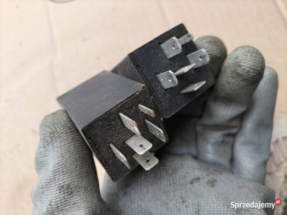 Przekaźnik AUDI 229 431955531 lubelskie Kamień-Kolonia sprzedam