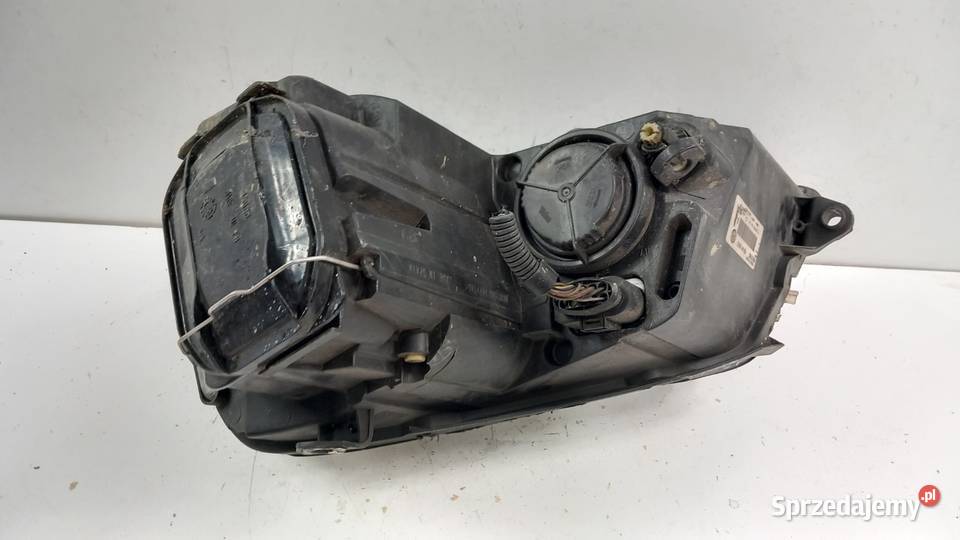 VW EOS LAMPA PRZÓD PRAWA SOCZEWKA wielkopolskie Zbierkowo