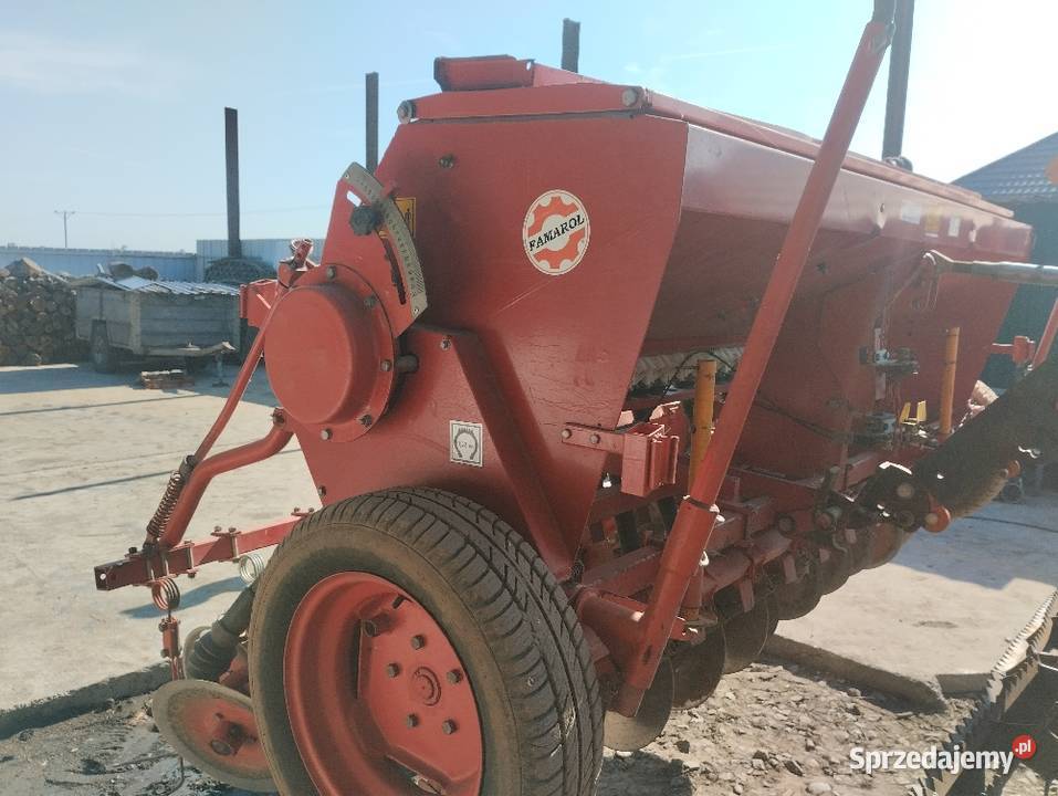 Siewnik talerzowy zbożowy Famarol 3m Polkowice