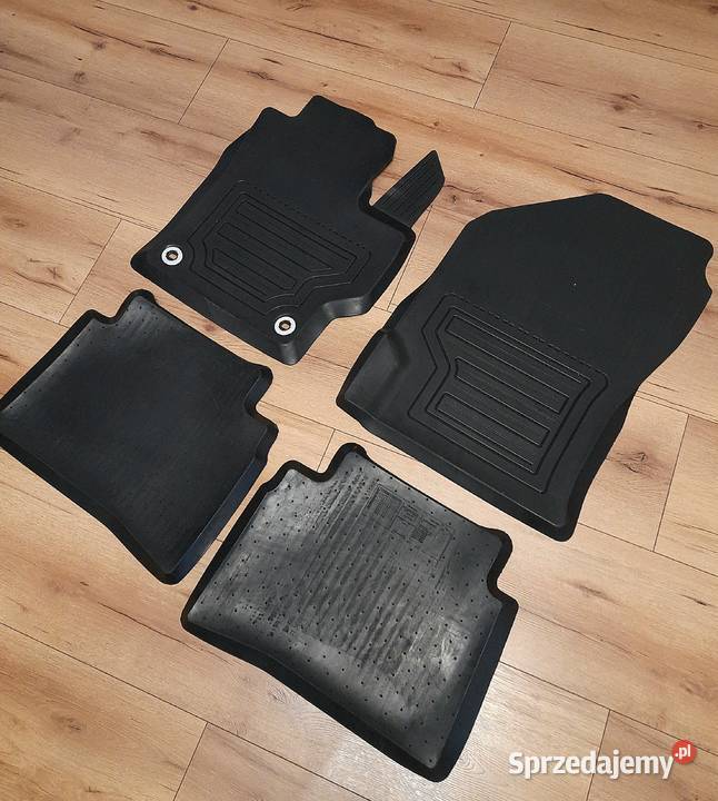 Toyota Corolla XII E21 2018 dywaniki gumowe łódzkie sprzedam