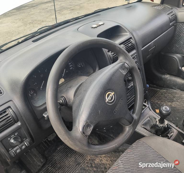 Opel Astra G klapa tył