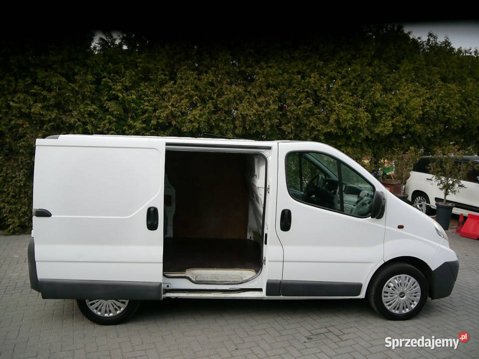 Opel Vivaro 25d Klima Stan b bez rdzy i korozji diesel Opel Częstochowa