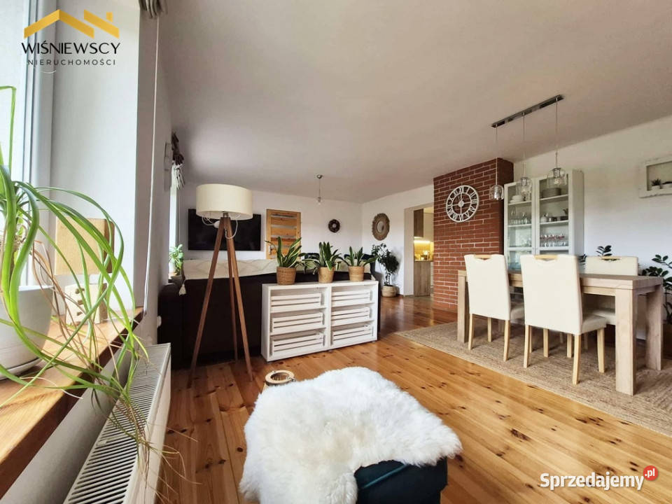 Dom z ogrodem i fotowoltaiką Goleszewo