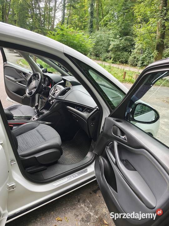 Opel Zafira C TOURER 20CDTI 165 7osobowy 275000km