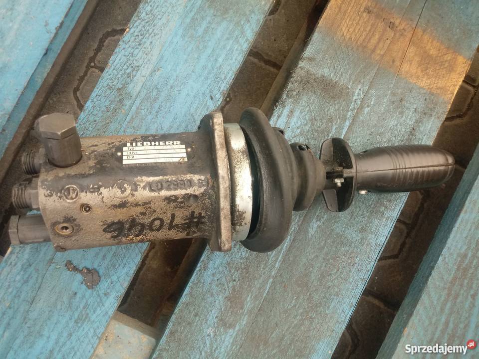 Joystick Liebherr VG 747 W 01 4 Wyjścia Kielce