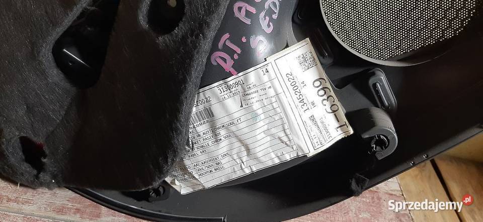 Boczek tapicerka drzwi prawy tył Audi A3 8V Włoszczowa