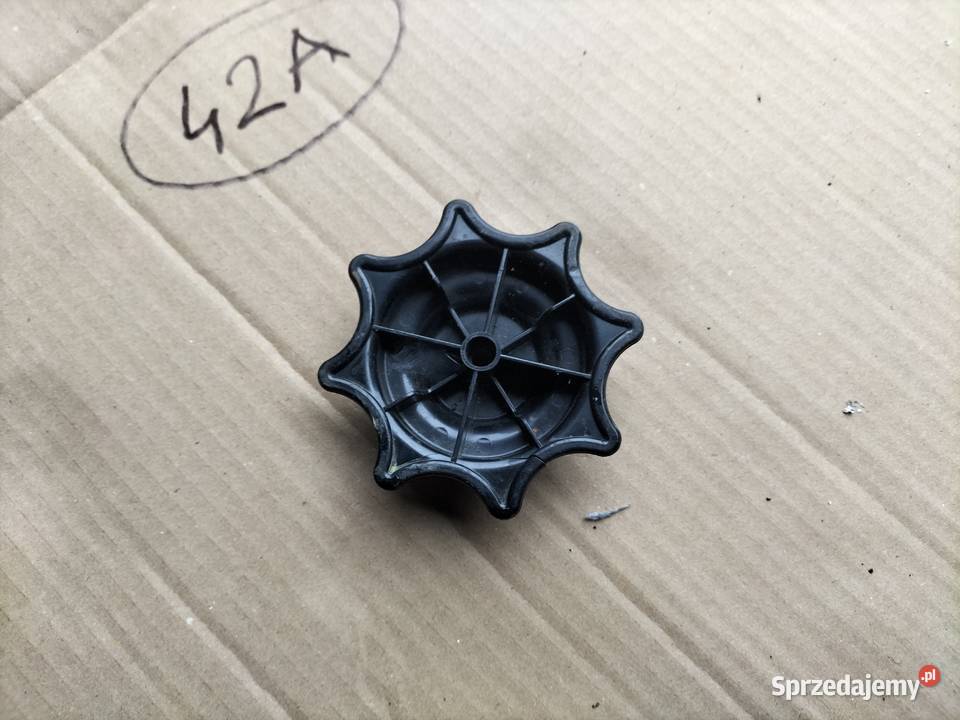 GOLF II 2 JETTA 2 ŚRUBA KOŁA ZAPASOWEGO ŚRUBA Kamień-Kolonia