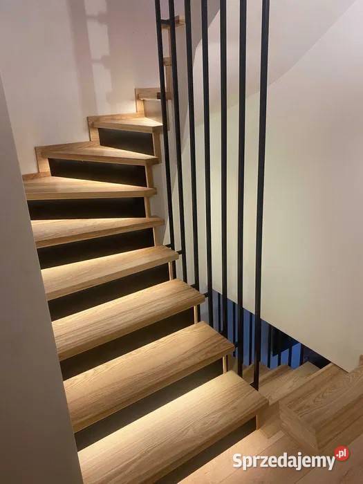 SCHODY drewniane stalowe dębowe jesionowe Warszawa
