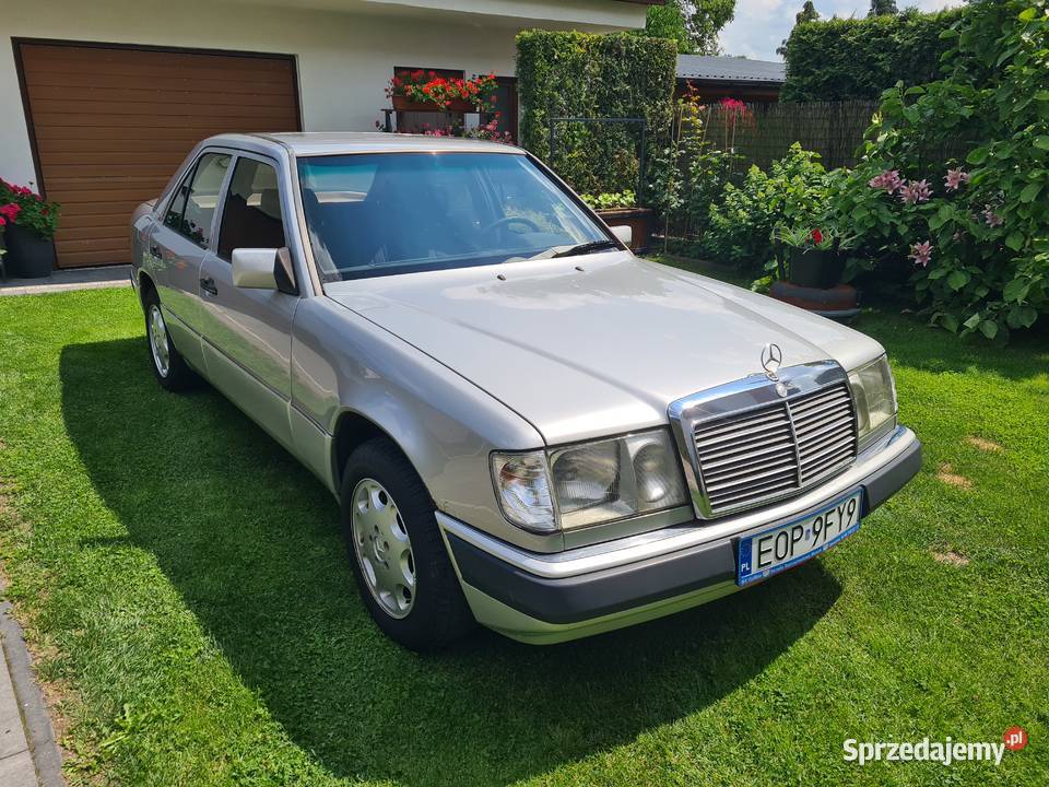 Mercedes W124 1986 300E baza do renowacji srebrny Opoczno