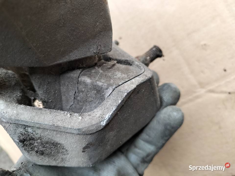 ŁAPA PODUSZKA SKRZYNI AUDI 100 A6 C4 A6C4 Kamień-Kolonia