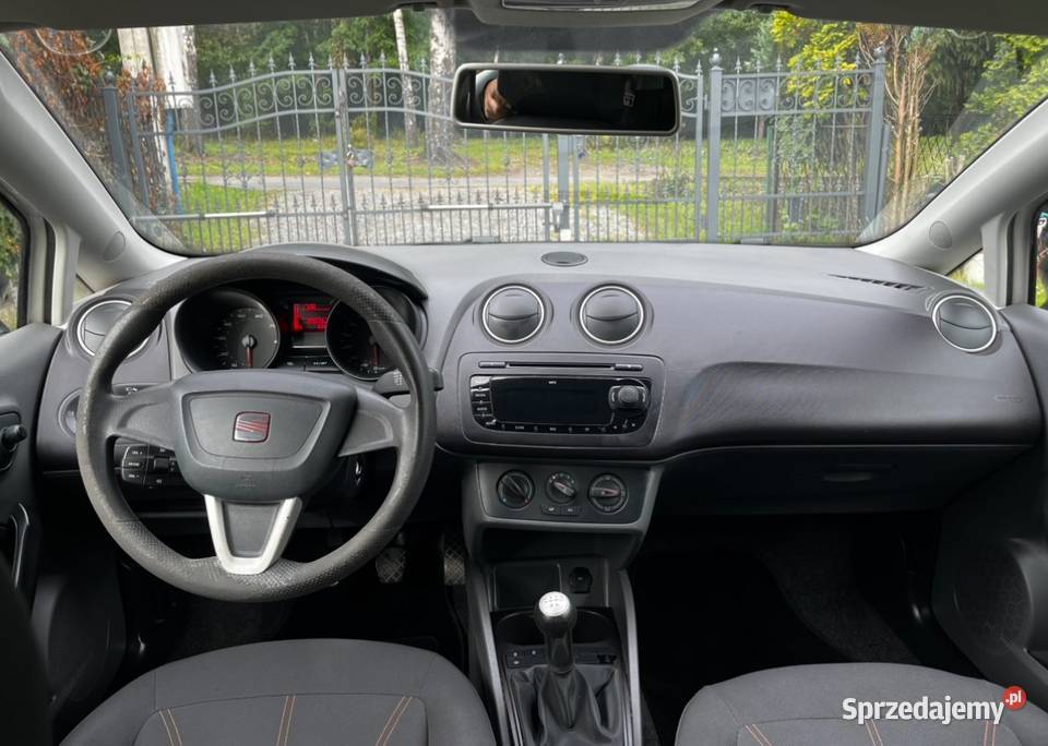 Seat Ibiza 2011r 12 benzyna centralny zamek Ruda Śląska