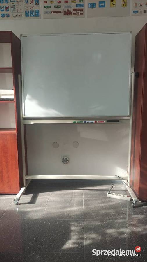 Tablica Suchościeralna Magnetyczna na Kółkach Radom