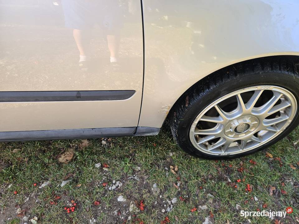 Volvo v50 doinwestowane mechanicznie nieuszkodzony małopolskie Kraków