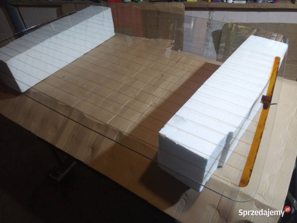 Tylna szyba 1995 r do Polonez Caro mazowieckie Płońsk