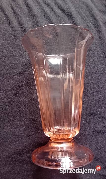 Wazon art deco szkło rozalinowe pierwsza połowa Porcelana i szkło wielkopolskie Koźminek