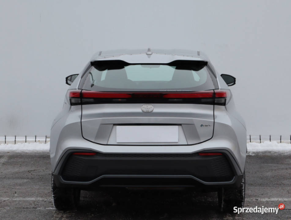 Toyota CHR 18 Hybrid automatyczna