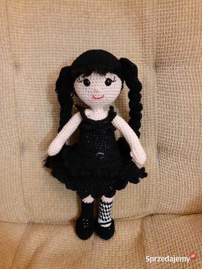 Lalka Wednesday zrobiona na szydełku małopolskie Kraków