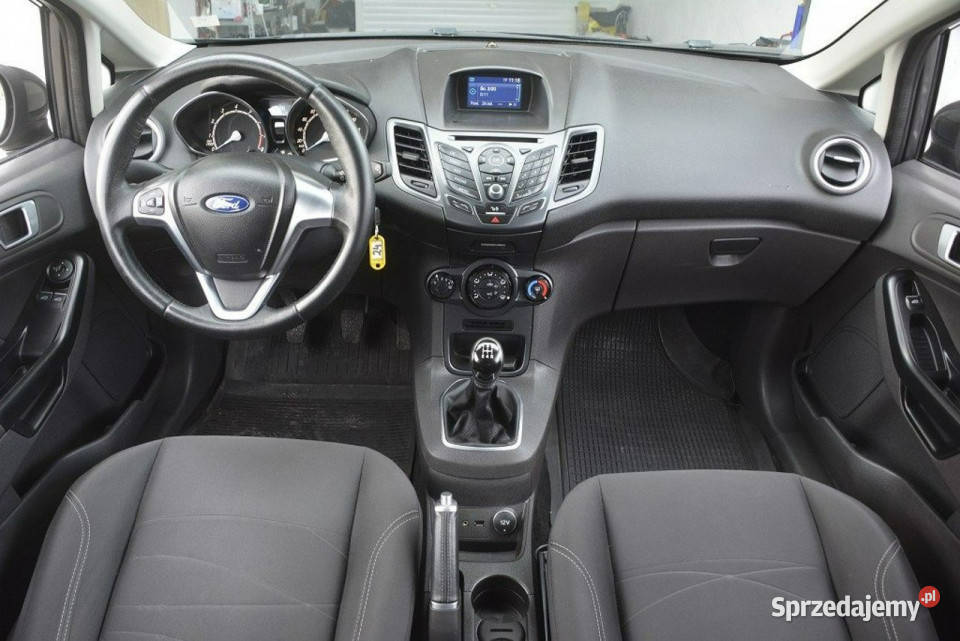 Ford Fiesta 10EcoBoost doinwestowany gwarancja lakier metallic Sędziszów Małopolski
