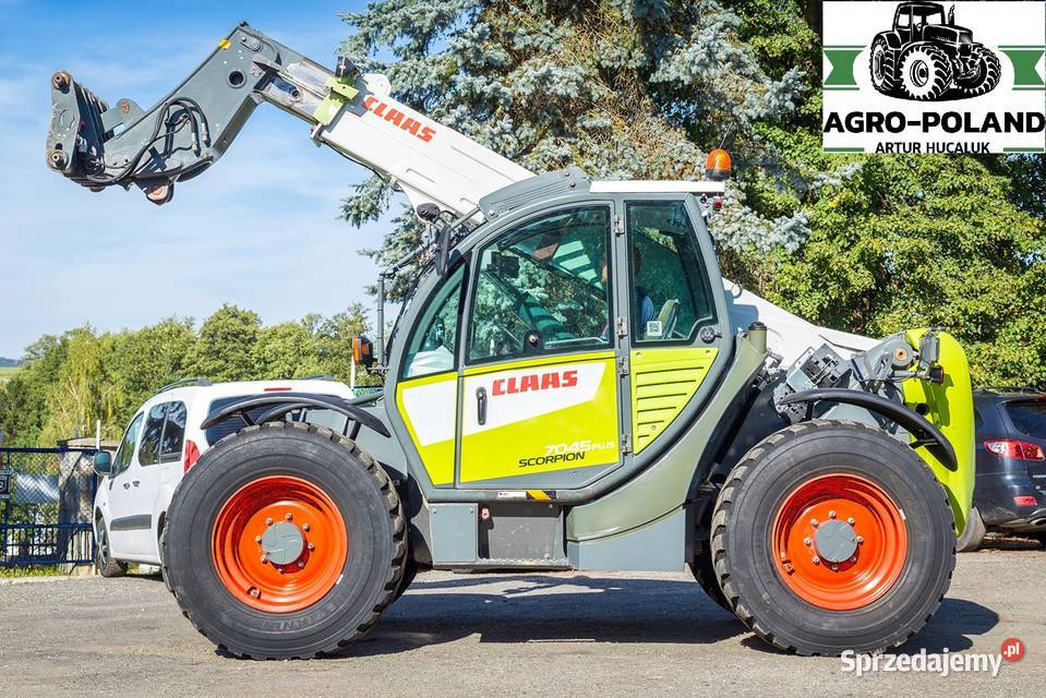 Ładowarka teleskopowa CLAAS SCORPION 7045 PLUS