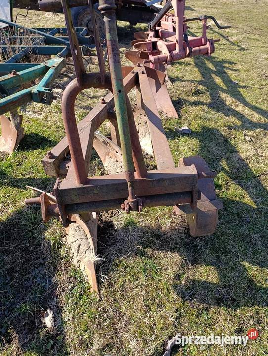 Pługi 3 skibowe Brzostek