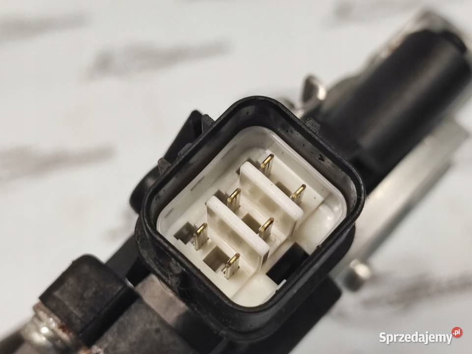 OUTLANDER II 20 DID 08r podnośnik szyby prawy osobowe Kielce sprzedam