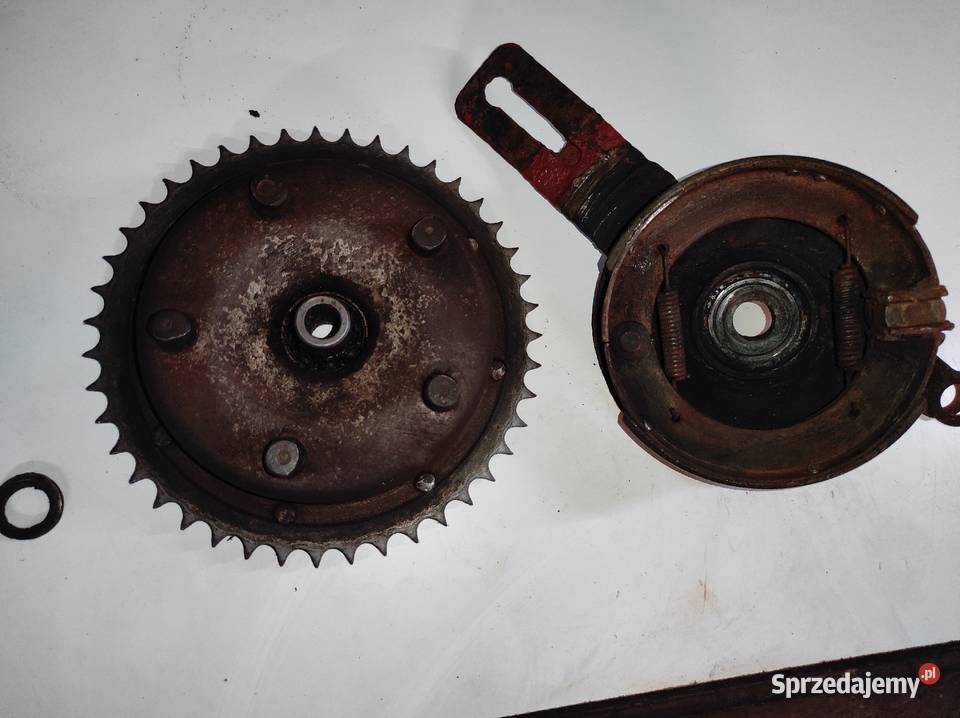 Zabierak koła WFM WSK SHL125 zębatka bęben