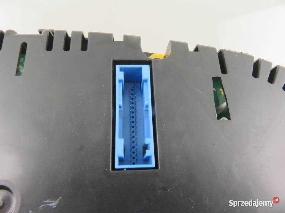 LICZNIK VW PASSAT B6 3C5 20 TDI 3C0920871T osobowe