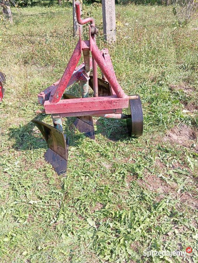 Pług trzyskibowy średni Pługi Izbiska sprzedam