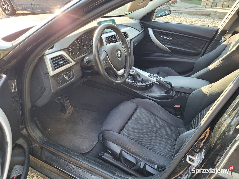 BMW F31 320D 2014r 229k 184 uszkodzony silnik uszkodzony
