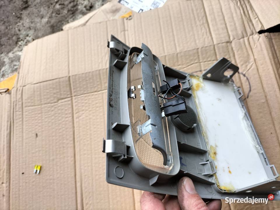 FORD MONDEO MK3 LAMPKA WNĘTRZA OŚWIETLENIE osobowe lubelskie Kamień-Kolonia