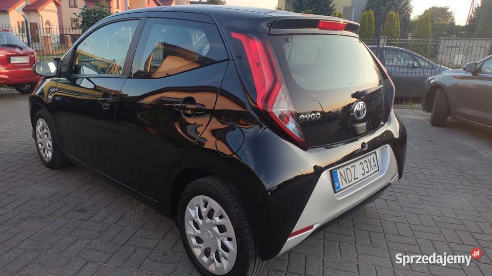 TOYOTA AYGO AUTOMAT 10 z automatyczną skrzynią ABS Działdowo