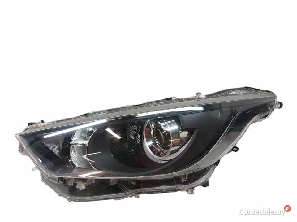 LAMPA PRZÓD LEWA EU Toyota Yaris IV 2020 osobowe
