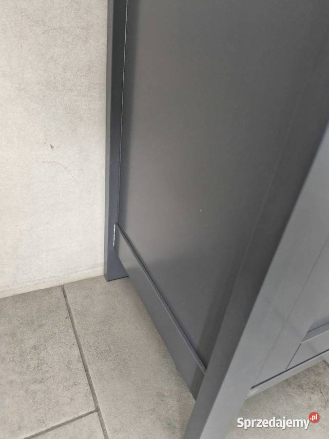 złożona nowa szara szafka łazienkowa Wokowice