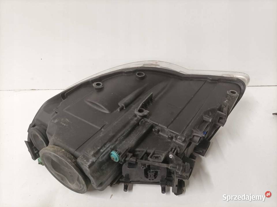 LAMPA PRZÓD PRAWA BI XENON EUROPA LIFT FL 7L VW Lampy przednie
