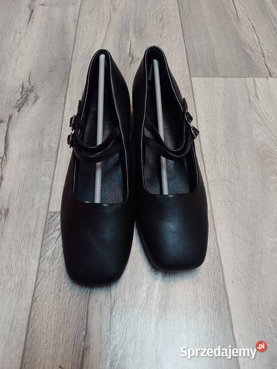 40 CzRnet niskie czółenka wieczorowe z podwójnym małopolskie Kraków