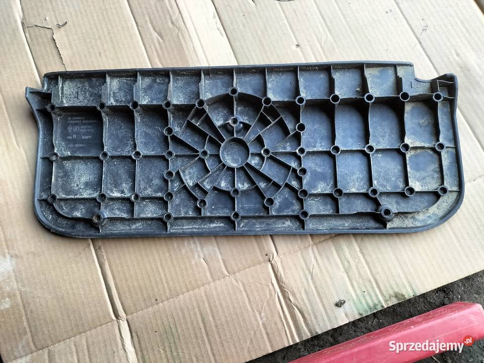 Primastar Trafic Vivaro STOPIEŃ OSŁONA PRAWA osobowe lubelskie Kamień-Kolonia