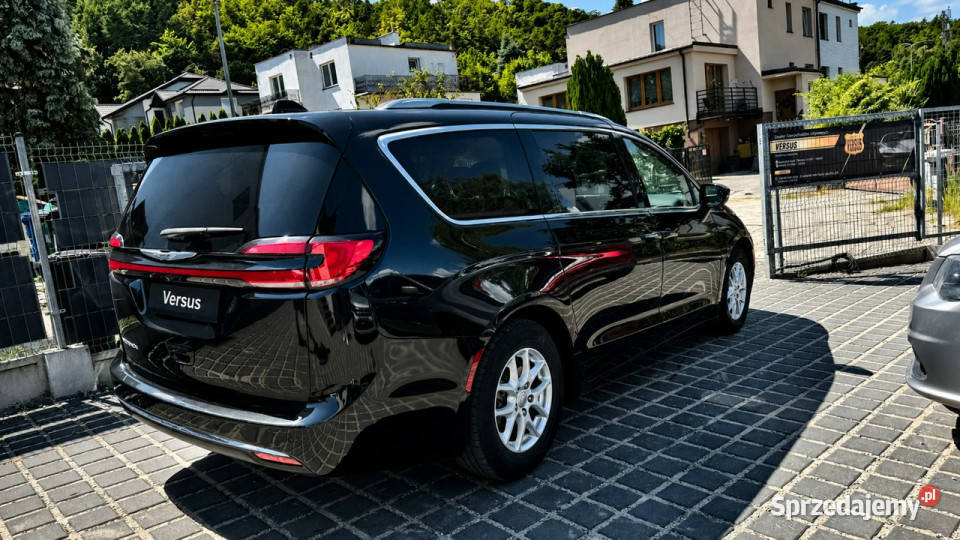 Chrysler Pacifica 36Pentastar 286 7os LPG przyciemniane szyby