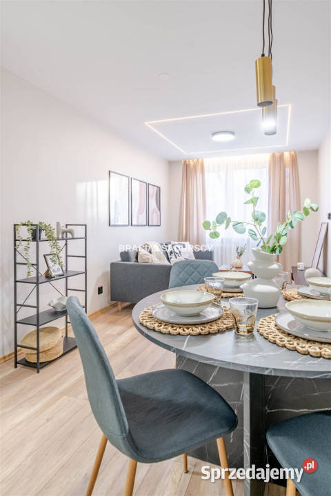 sprzedaży mieszkania 37m2 2 pok Kraków os sprzedam